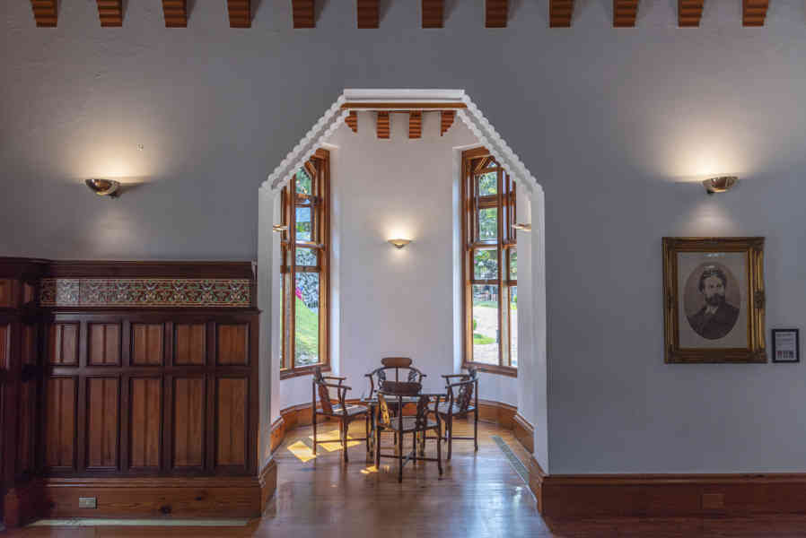 Cantabria 015 - Comillas - Villa Quijano o el Capricho de Gaudí.jpg